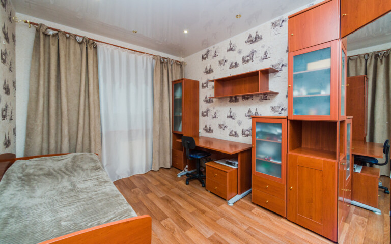 Продается 2-ком. квартира 65,2 м², 6/6 эт. ул. Фрунзе